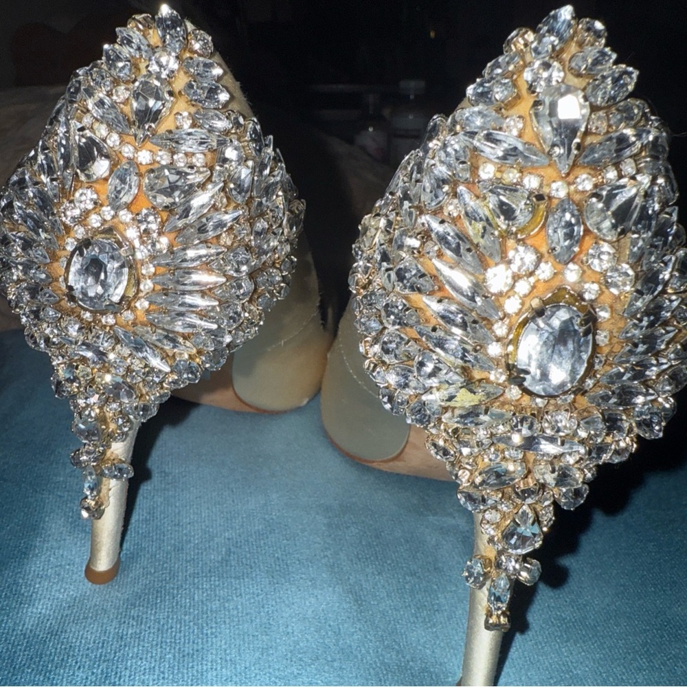 Badgley Mischka Ivory Heels with Embellishments